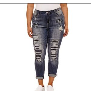 VanillaStar Skinny fit Distressed Jr Plus Jeans